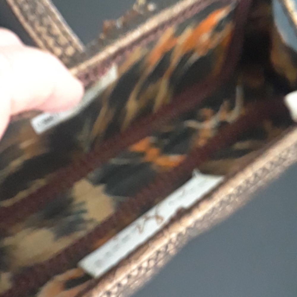 MARY FRANCES..VINTAGE BAG - Picture 7 of 8